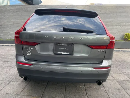 Volvo XC60 2.0 T5 Momentum At