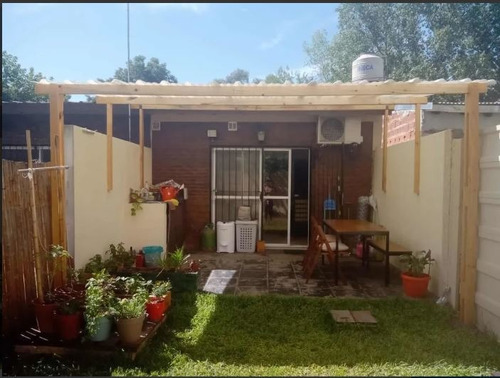 Casa 2 Amb Con Jardín Trasero Y Cochera Al Frente La Lonja