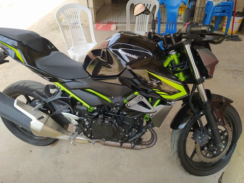 Imagem 3 de 12 de Kawasaki Z400