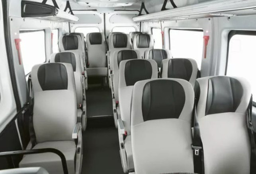 Imagen 4 de 10 de Peugeot Boxer Mini-bus 17+1
