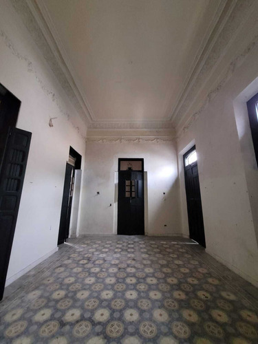 Casona Colonial A Dos Cuadras Del Parque De La Mejorada