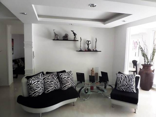 Imagen 3 de 14 de Casa En Venta En Cumbres De Curumo 22-17151 Angela Sánchez 04141417214