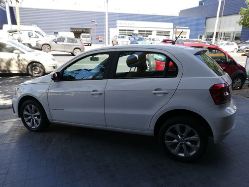 Imagen 3 de 11 de Volkswagen Gol Trend Comfortline