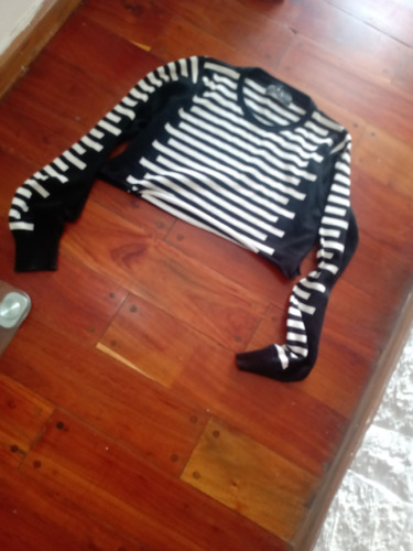 Sweater Poulover Talle M Negro Blanco Rayado Corto