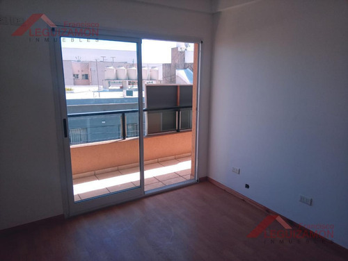 Imagen 6 de 19 de Moderno Edificio - A Pasos De Naon - Balcon Al Frente - 38m2 - Muy Luminoso - Parrilla