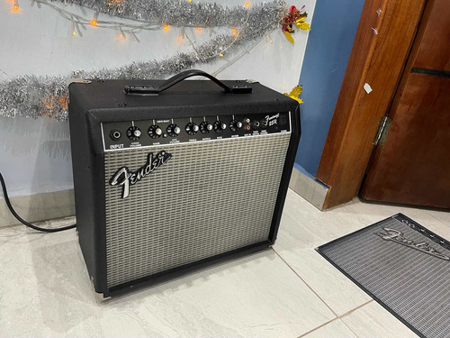 Imagem 5 de 5 de Amplificador Fender Frontman 25r
