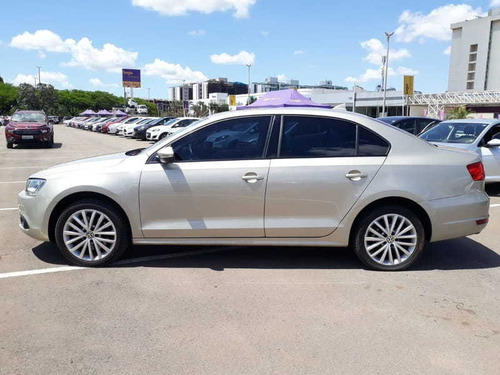 Volkswagen Jetta 2.0 T