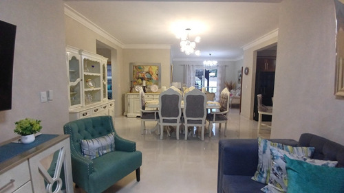 Apartamento Con Patio En Venta En San Francisco De Macorís