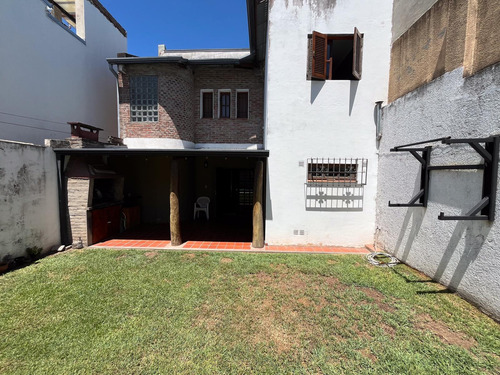Casa 3 Dormitorios Y Pileta En Barrio María Selva - Santa Fe