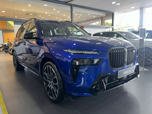 X7 M60i