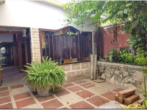Imagen 4 de 4 de Casa Sola En Venta Volcanes