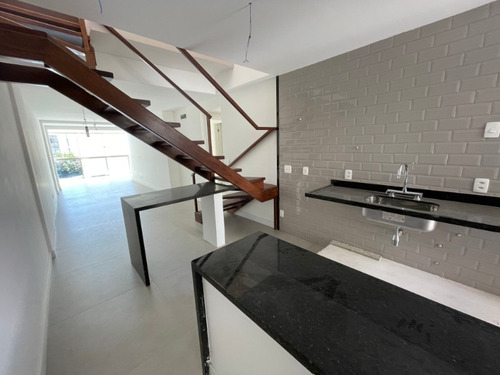 Imagem 7 de 30 de Excelente Cobertura Duplex De Alto Padrão Com Três Suítes Na Avenida Afrânio De Melo Franco, Leblon. - Co00046 - 69400607