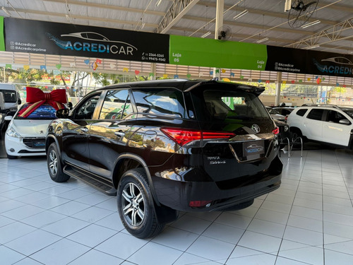 Toyota Hilux SW4 2.7 SRV 7 LUGARES 4X2 16V FLEX 4P AUTOMÁTICO