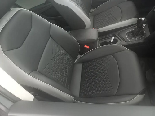 Imagen 14 de 25 de Volkswagen Taos 1.4 250 Tsi Comfortline #36