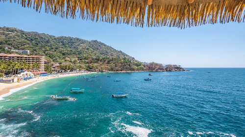 Imagen 10 de 30 de La Mejor Vista En La Playa Mas Hermosa