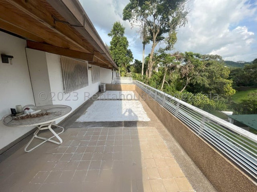 Baja De Precio En Venta ¡espectacular Casa En Valle Arriba Con Acceso A Campos De Golf! Alfonso 25-7912