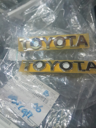 Letras Toyota Hilux 2012 2013 2014 2015 2016 2018 Original