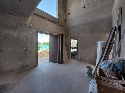 Imagen 4 de 29 de Casa En 2 Plantas A Estrenar
