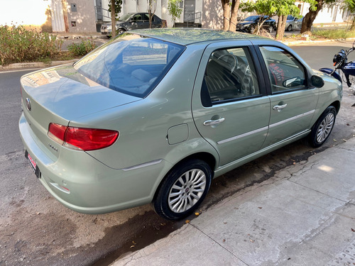 Fiat Siena 1.8 Hlx Flex Dualogic 4p