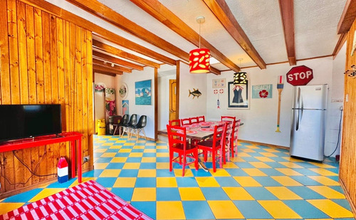 Casa En Laguna De Zapallar En Venta, A Pasos De La Playa