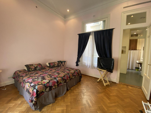 Venta Piso Departamento 5 Ambientes Con Dependencias En Recoleta