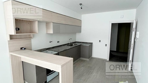 Imagen 7 de 28 de Venta Esquinero - 3 Ambientes - 2 Baños - Cochera Opcional
