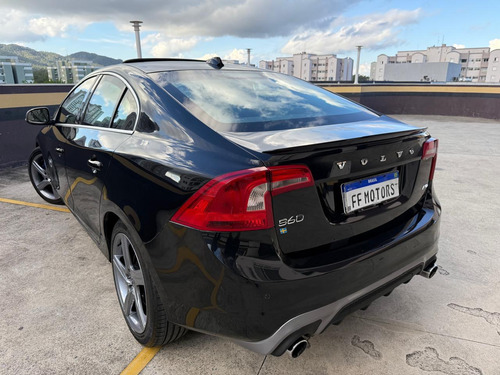 Volvo S60 3.0 T6 R-design 4p