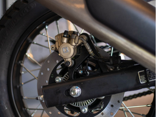 Imagen 19 de 25 de Royal Enfield Himalayan Granite Black Bs6 Reserva Hoy