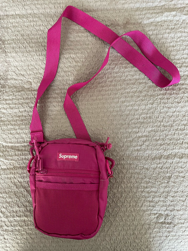 Bolso Supreme Small Shoulder Bag Original Magenta