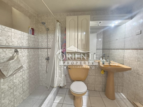 Metro Las Rejas, 4 Dormitorios 1 Baño