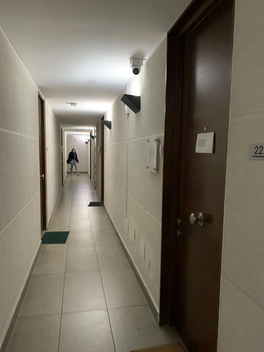 Venta Lindas Oficinas,2 Piso, A Pasos De Est.metro Manquehue