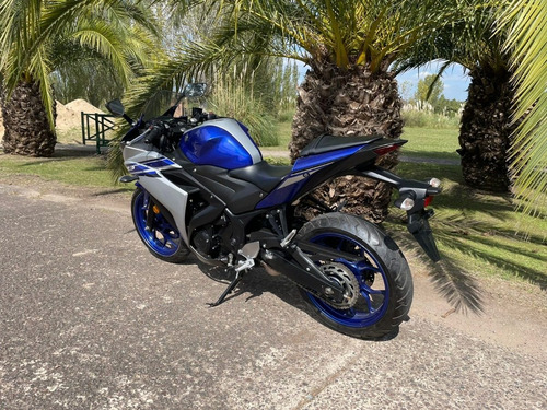 Imagen 3 de 4 de Yamaha Yzf-r3 300cc 2017 Excelente Estado.