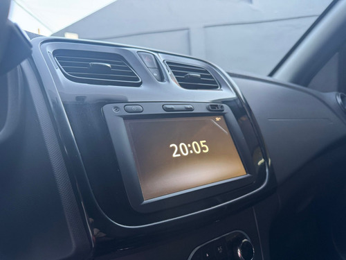 Renault Sandero Stepway Cab 2022- Juninautosmorente