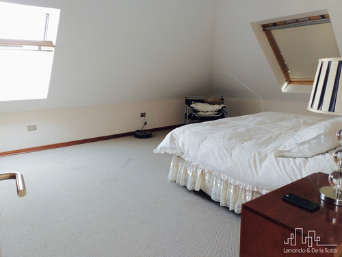 Imagen 20 de 30 de Como Nueva! En Condominio 5d+5b+estar +serv - Las Pircas