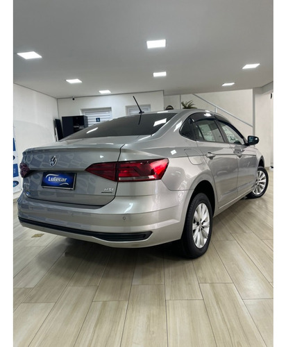 Volkswagen Virtus 1.6 MSI TOTAL FLEX AUTOMÁTICO