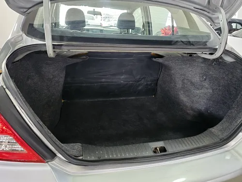 Nissan Tiida 1.8 Advance Sedan Mt