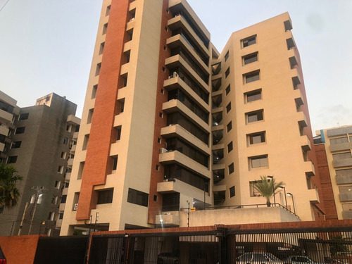 Apartamento Ubicado Estratégicamente En Lecheria 