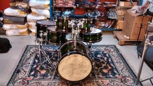 Bateria Yamaha Live Custom