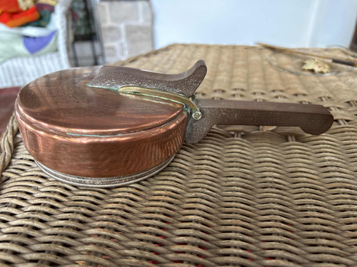 Cenicero Puchero En Cobre , Bronce Y Madera Con Tapa Vintage