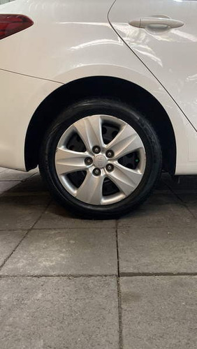 Imagen 14 de 14 de Kia Forte Lx T/m 4 Puertas