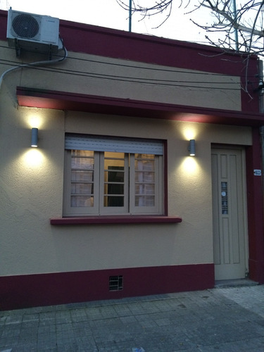 Casa De 2 Dormitorios,reciclada