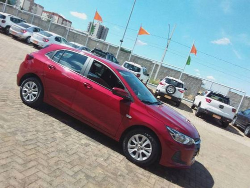 Imagem 5 de 9 de Chevrolet Onix 1.0 Flex Lt Manual