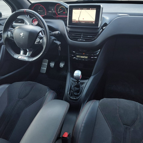 Imagen 13 de 20 de Peugeot 208 1.6 Gt Thp