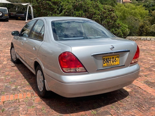 Nissa Almera 2004