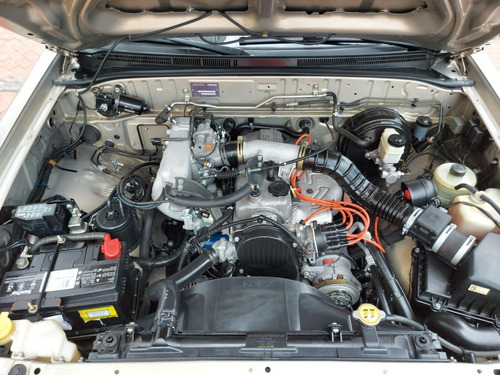 Mazda Bt-50 2.200 Cc 4x2