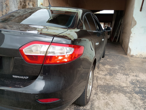 Renault Fluence 2.0 Dynamique X-tronic Hi-flex 4p