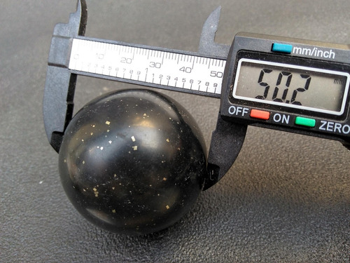 Gotica: Mineral Esfera Onix Negro Con Pirita Zox Sfm5s