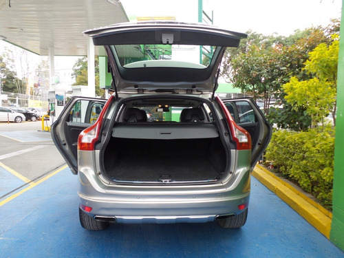 Volvo Xc60 Momentum T6
