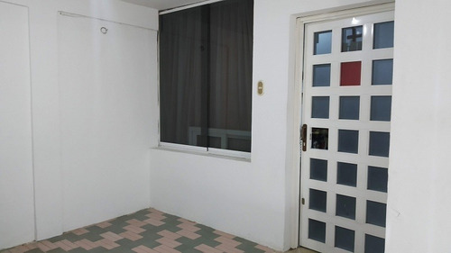 Imagen 3 de 14 de Casa En Venta Barcelona, C.r Tamarindo