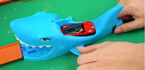 Pista De Brinquedo Speedster Shark Loop - Polibrinq